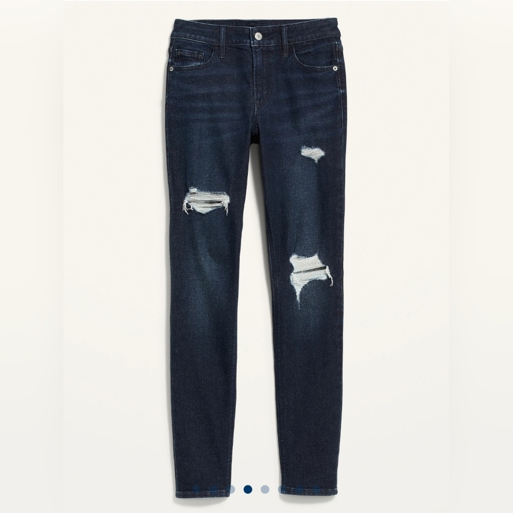 Old Navy Rockstar Super Skinny Jeans (Petite)